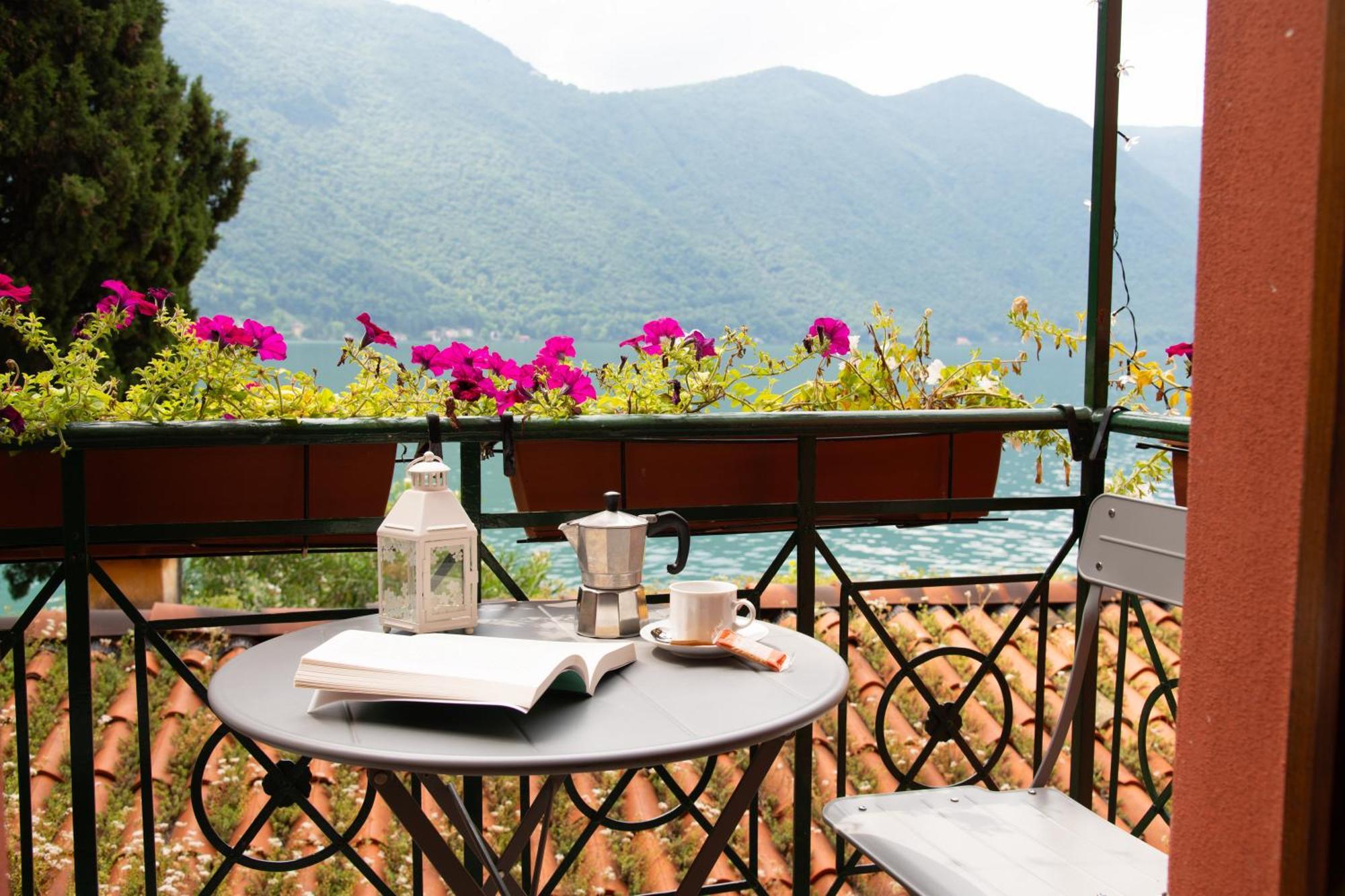 Fogazzaro Lake View Apartment Oria  Buitenkant foto
